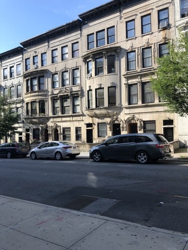 Building Photo - 460 W 142nd St Unit 3R