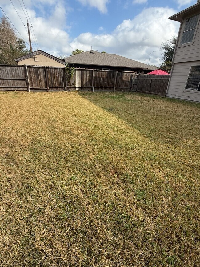 Photo - 16410 Amy Ridge Rd