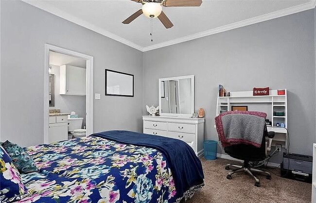 Photo - "Charming 1-Bedroom Retreat in Prime College Station Location!"