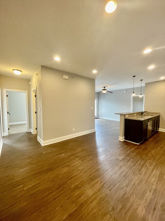 Photo - 100 Portico Street