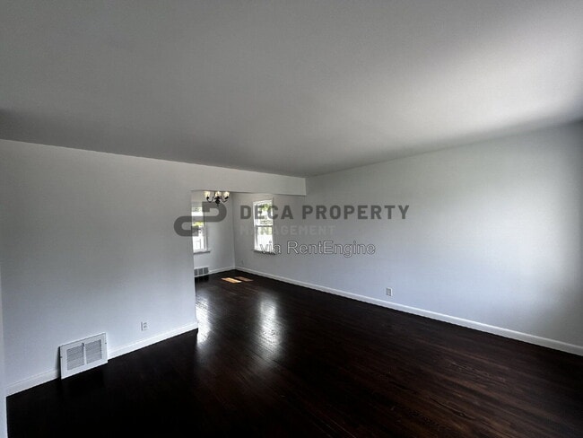 Photo - 10922 Juniper Ct