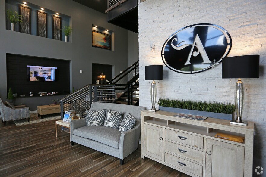 The Abbey at Dominion Crossing Apartments For Rent in San Antonio, TX