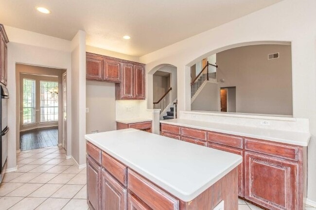 Photo - Lovely home nestled in south Arlington
