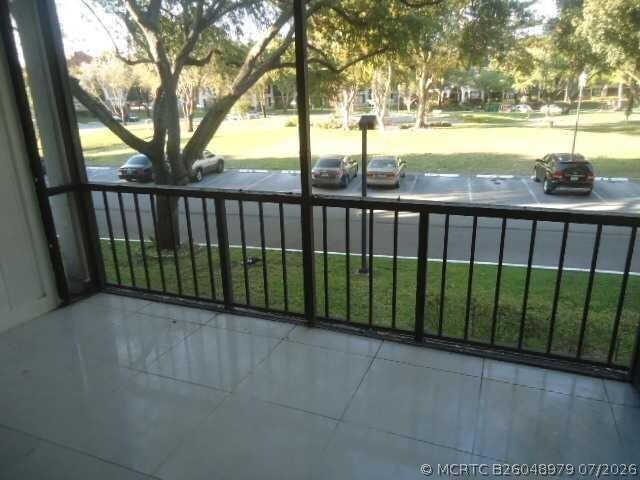 Photo - 3660 Inverrary Dr Unit 2f