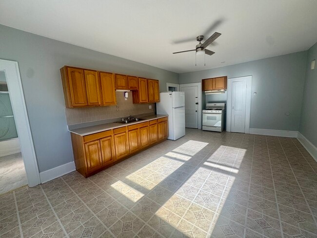Photo - 69 Brooklawn St Unit B