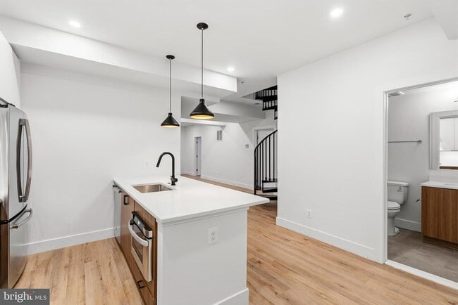 Photo - 5230 Georgia Ave NW Unidad 406