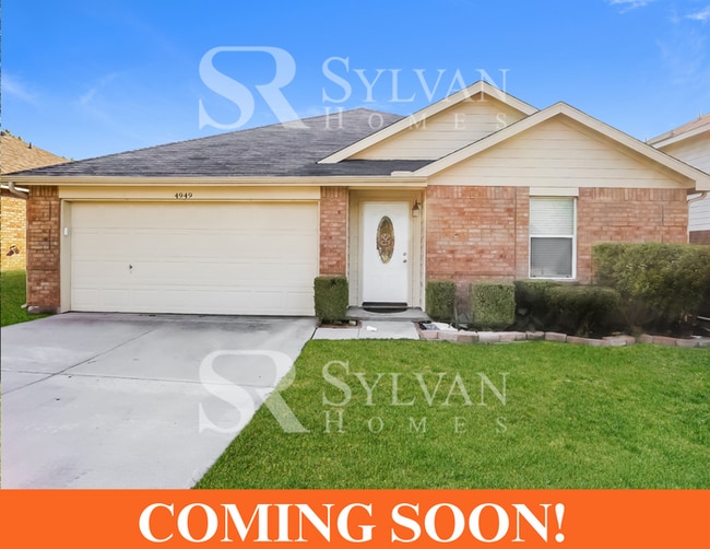 Building Photo - Enjoy living the good life in this 4 bedroom, 2 bathroom home