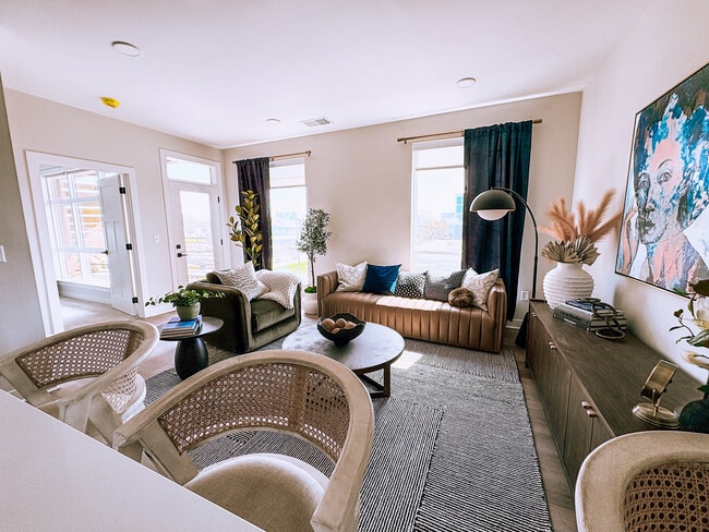 Imagen (35) (1) - Vanguard at 16 Tech