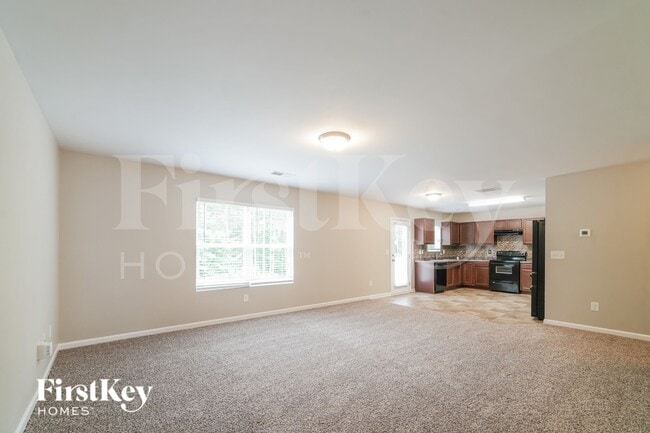 Photo - 221 Lantana Crossing