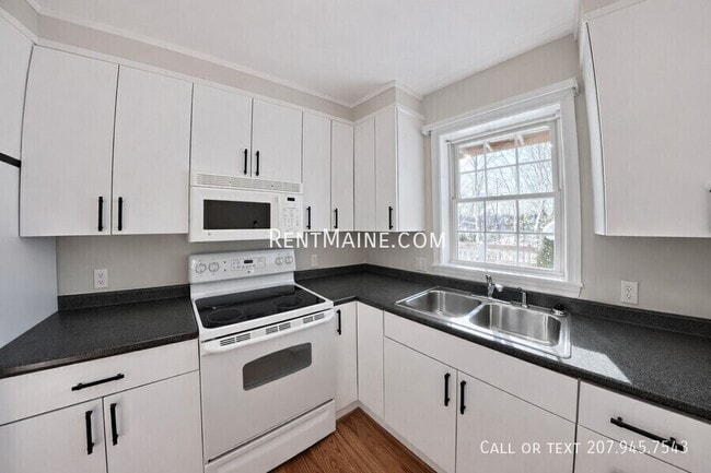 Photo - 33 Burleigh Rd Unit 33