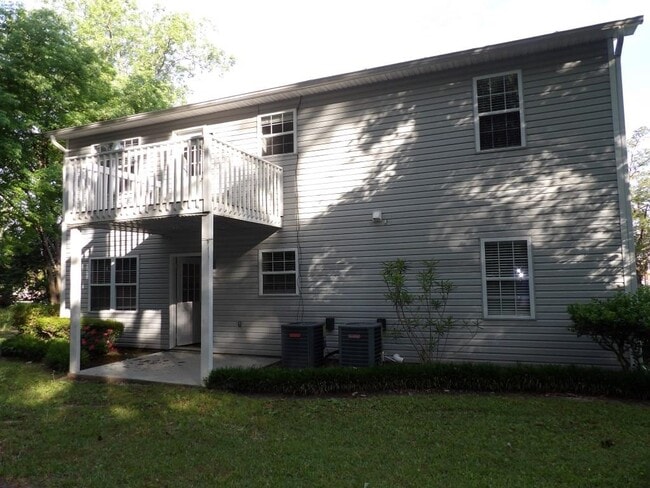 Photo - 1324 Waterway Dr