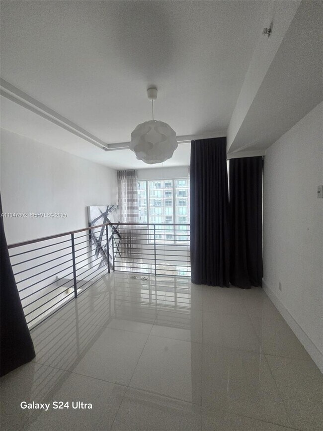 Photo - 60 SW 13th St Unidad 2822