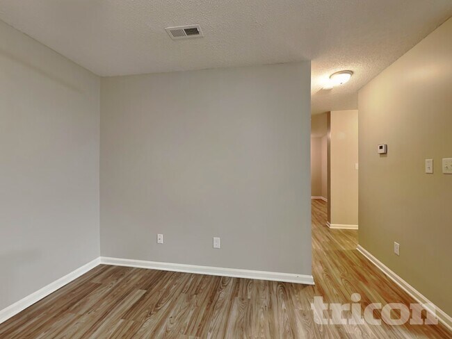 Photo - 9737 Aviary Hill Way