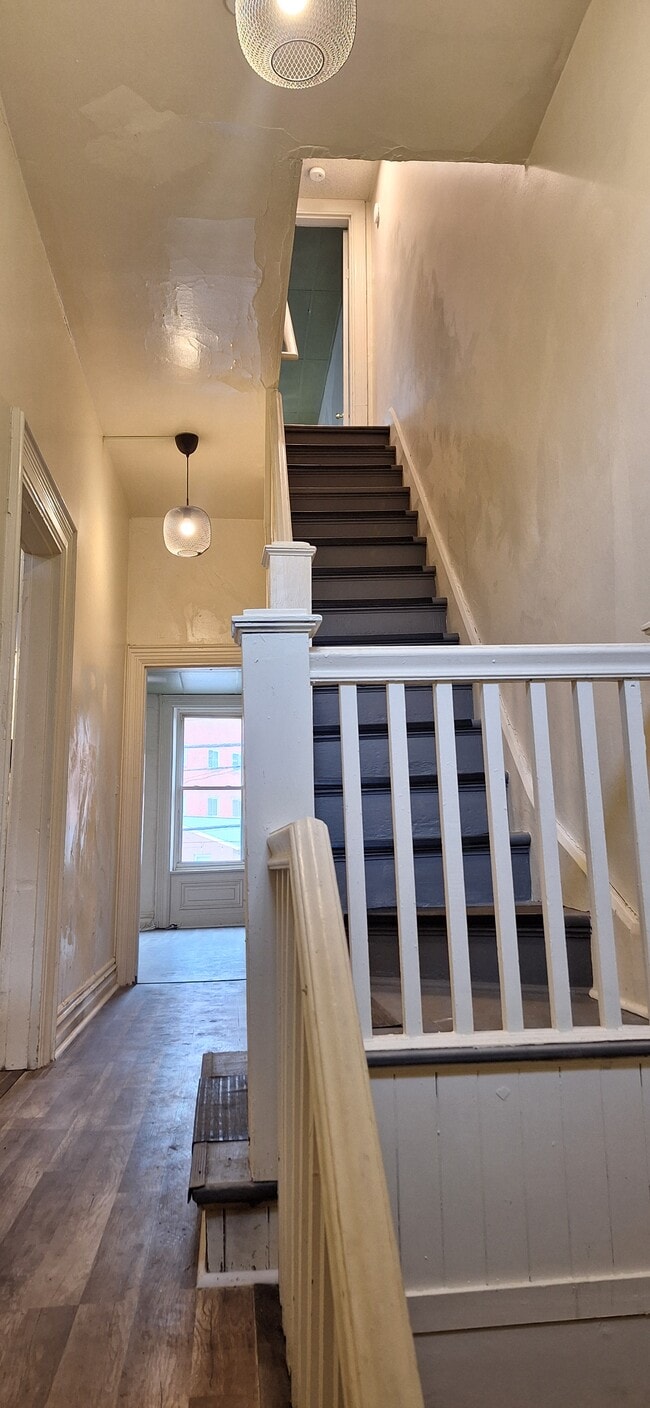 Building Photo - 509 S Main St Unit 2