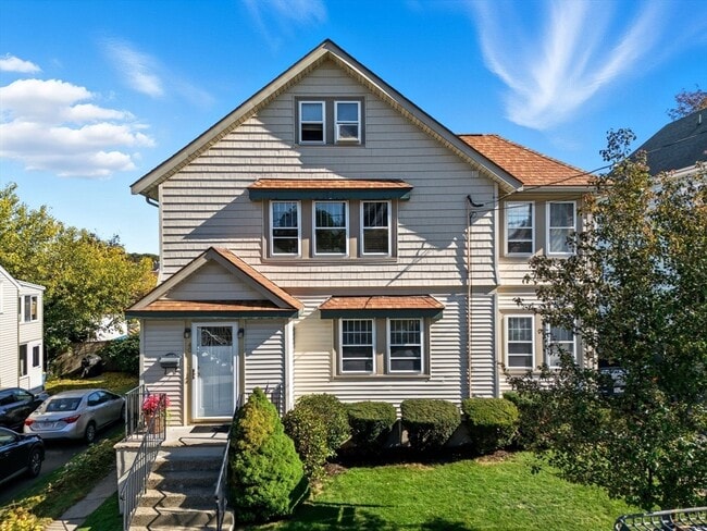 Building Photo - 40 Cottage Park Rd Unit 2