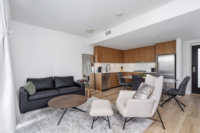 Photo - 1372 Seymour St Unit ID1273079P