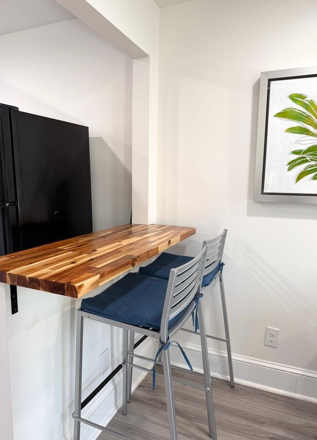 Photo - Furnished 2 bed 1 Bath Home