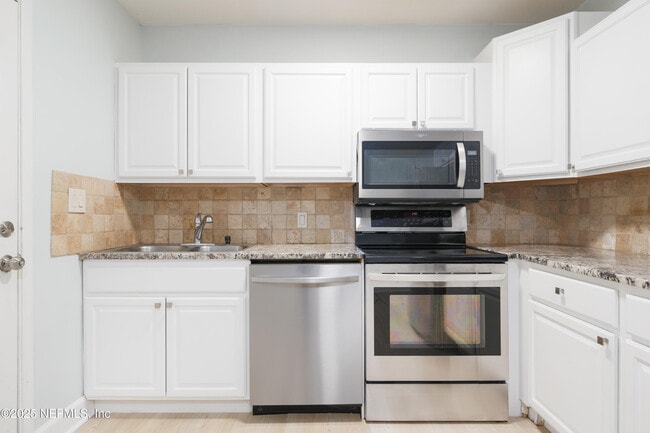 Photo - 12064 Aroid Ct