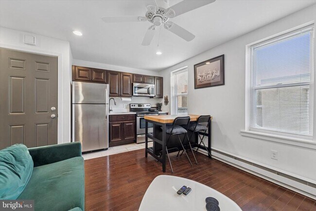 Photo - 1331 S Woodstock St