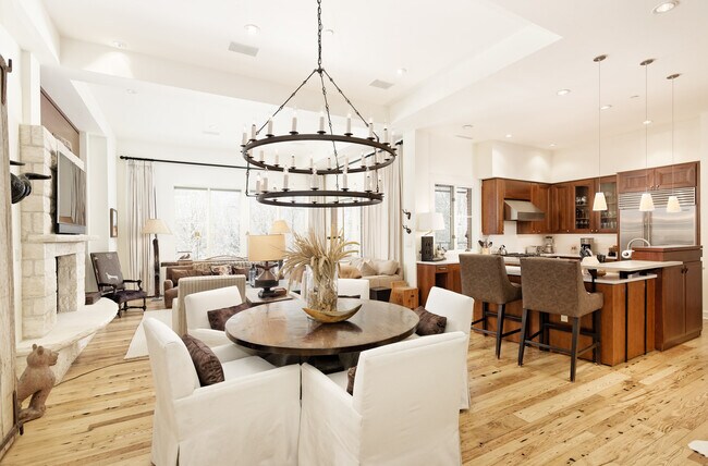 Photo - 501 Rio Grande Pl