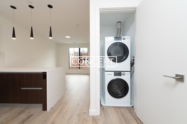 Photo - 1 Sewall St Unidad 405
