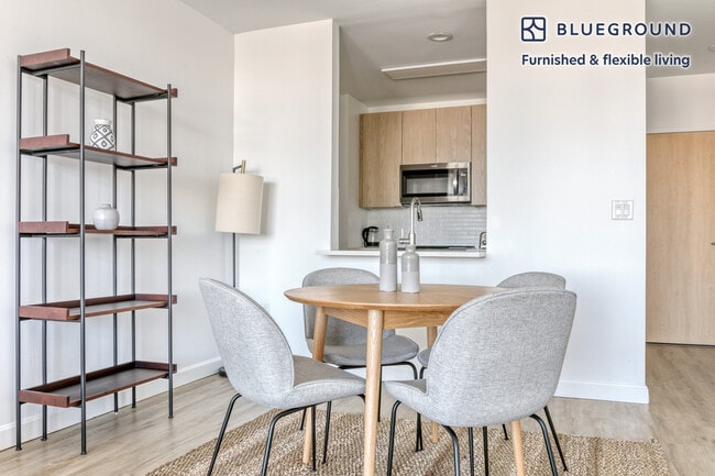 Photo - 100 Landsdowne St Unit SI FL11-ID587