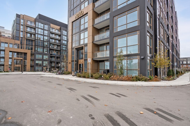 Photo - 2343 Khalsa Gate