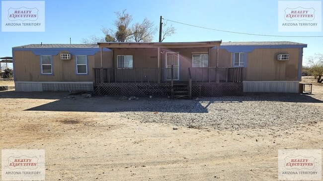 Building Photo - Avra Valley 2/2 with A/C and a yard
