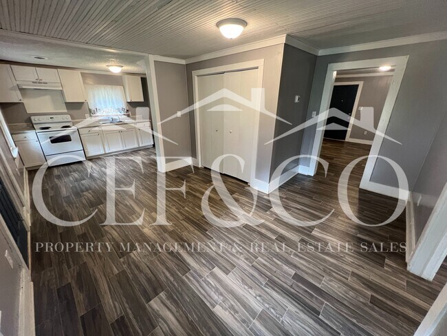 Photo - 297 Old Pacolet Rd