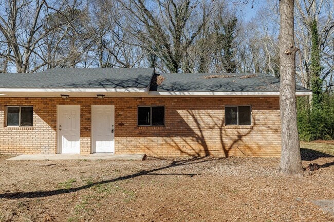 Photo - Fully Updated 2-Bedroom Home with Spacious Backyard & Prime East Athens Location!
