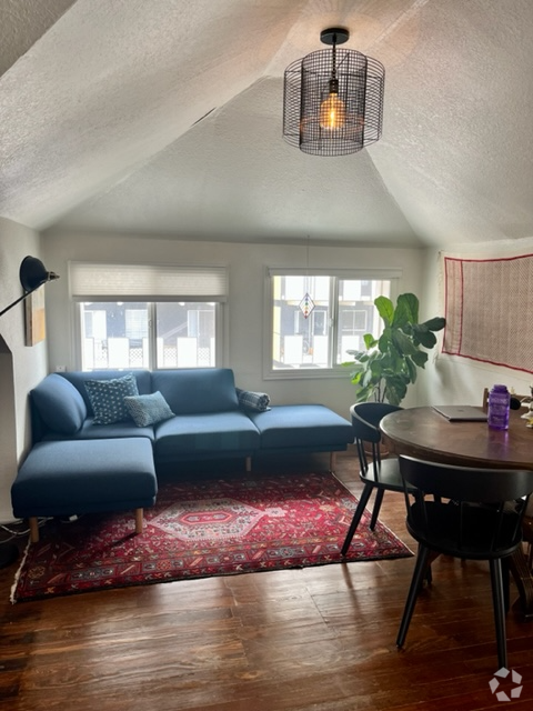 Building Photo - 1266 Lafayette St Unit 4 Rental