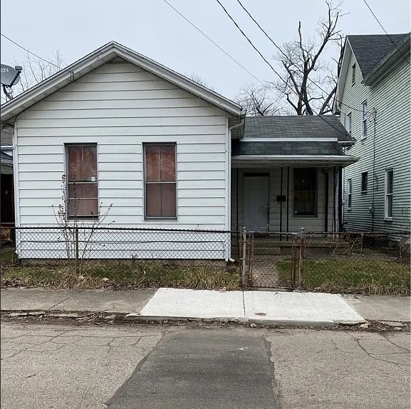 Building Photo - 526 Corwin St Rental