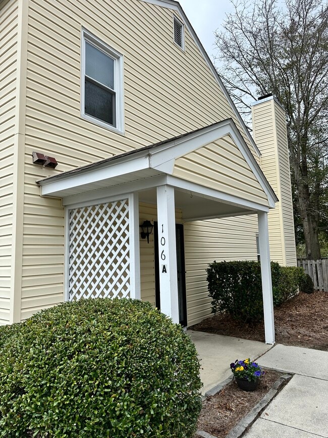 106 A - 106 Lullwater Dr Unit A