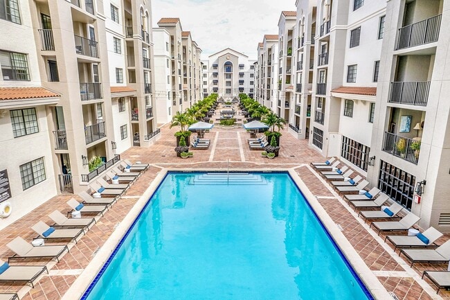 Gables Grand Plaza Apartments