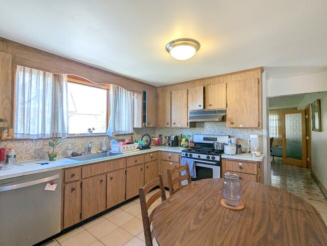 Building Photo - 71 Pennsylvania Ave Unit 2