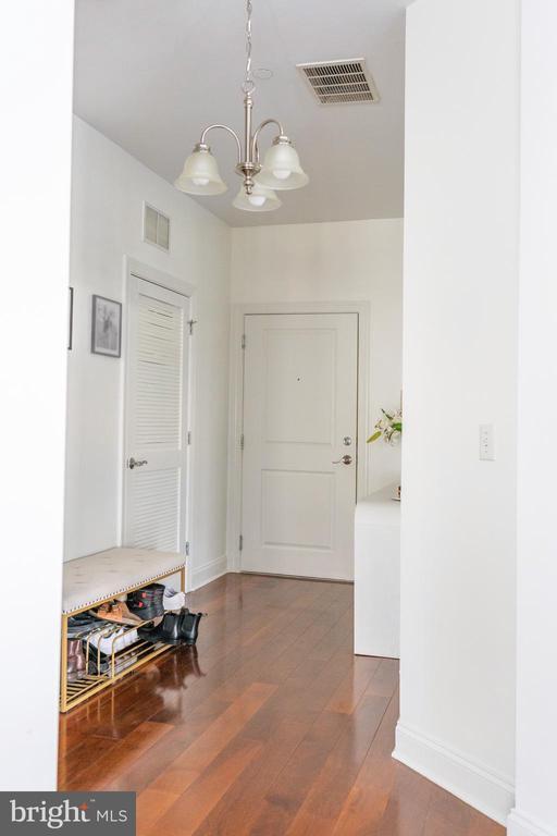 Building Photo - 2350 NJ-33 Unit 204