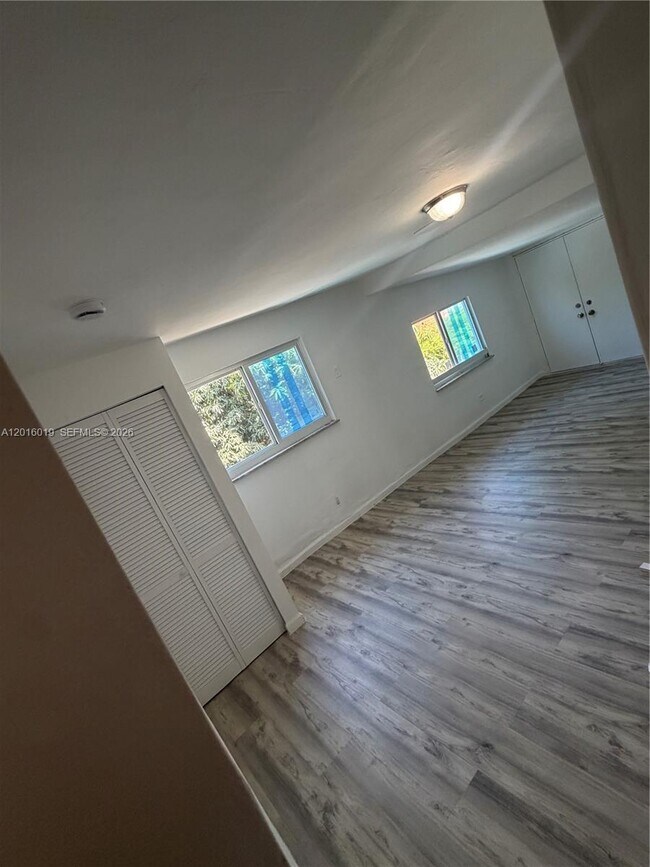 Photo - 151 NW 17th Pl Unidad 3