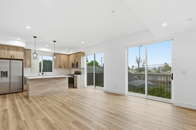 Building Photo - 5805 Kester Ave