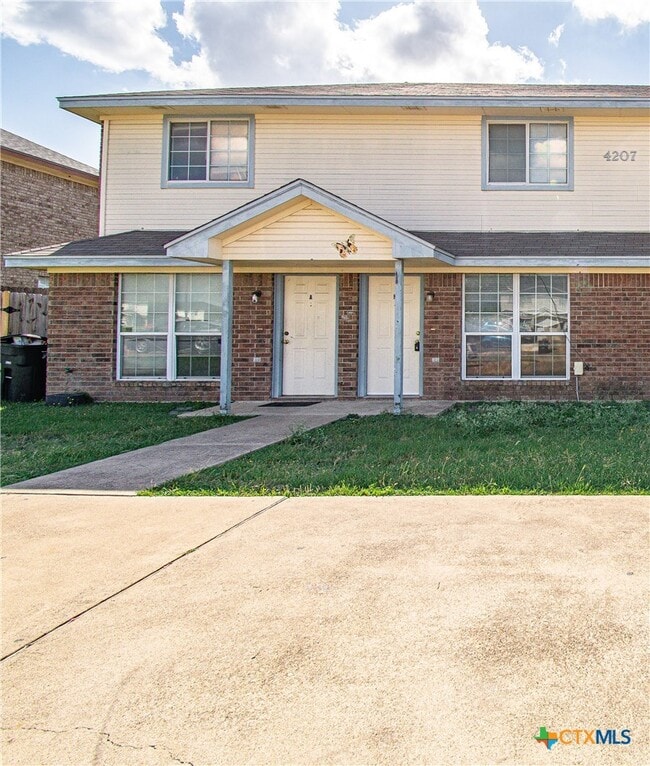 Building Photo - 4207 Alan Kent Dr Unit B