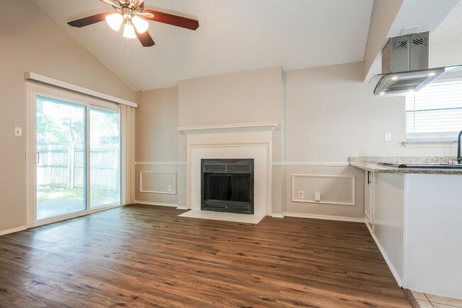 Photo - 5016 Santa Fe Ct