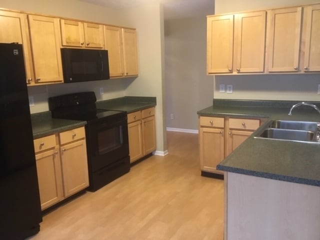 Photo - 220 Kemperwood Dr