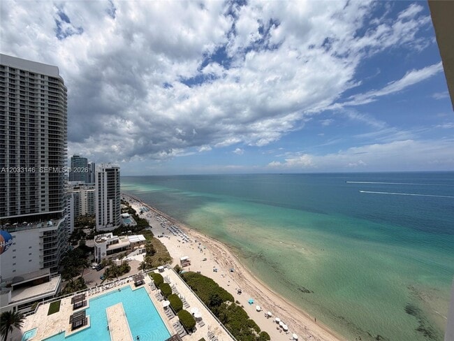 Building Photo - 1830 S Ocean Dr Unit 2412