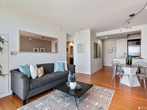 Photo - 425 1st St Unit 11