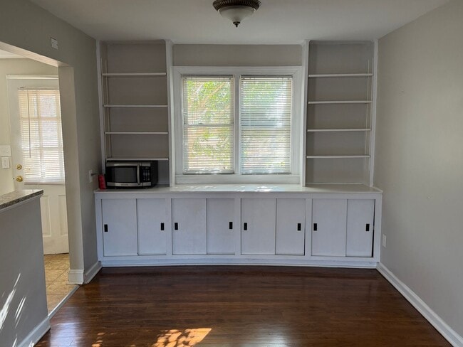 Photo - Comfort & Style: 2-Bedroom Raleigh Townhouse