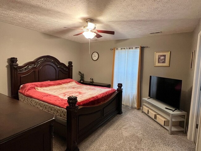 Photo - 3B2B Ranch May Short-Term Stay Perfect for Purdue University Graduation Families
