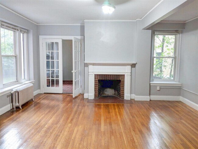 Photo - 7 Craigie Cir Unit 4