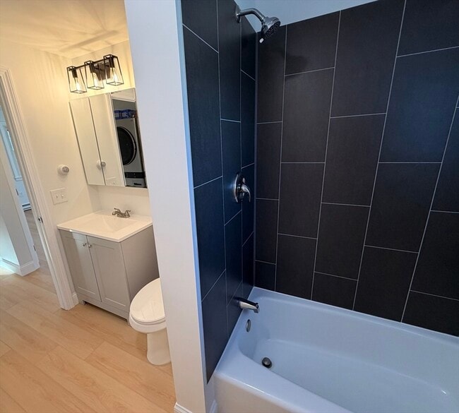 Photo - 97-99-99 Roffee St Unit 2