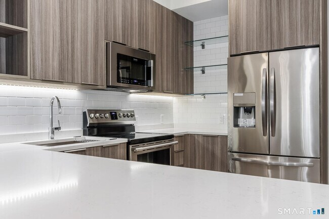 Photo - 1990 Bronson Rd Unidad #4