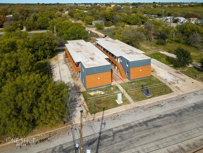 Photo - 526 E N 7th St