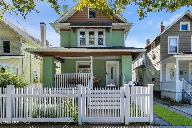 Building Photo - 1112 Summerfield Ave